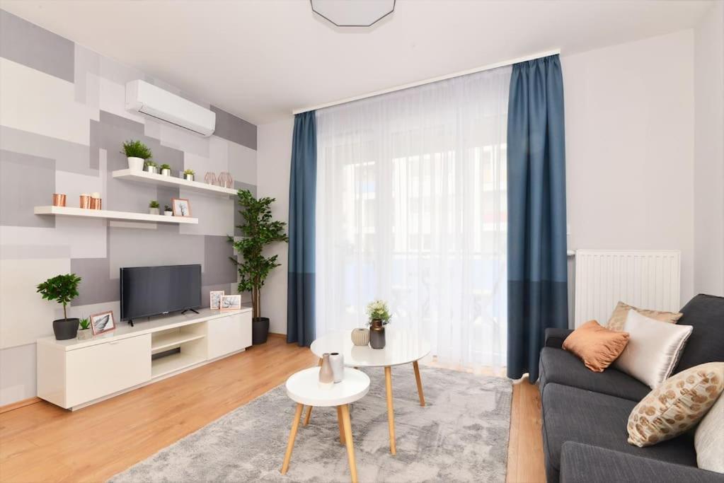 בודפשט Laurel Bay Apartment מראה חיצוני תמונה